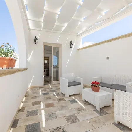 Dimora Il Castello Apartment *